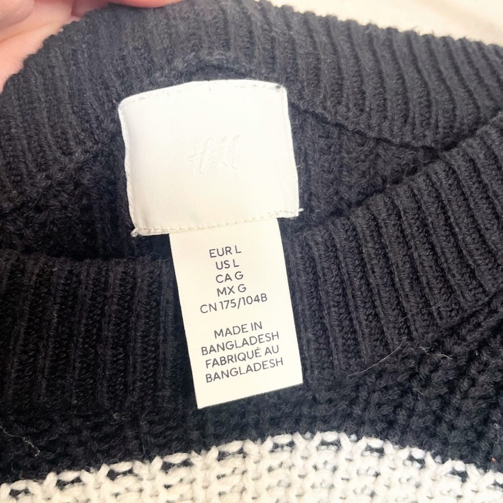 H&M Black White Knit Cotton Sweater Size Large Minimalist Chic - Picture 5 of 8